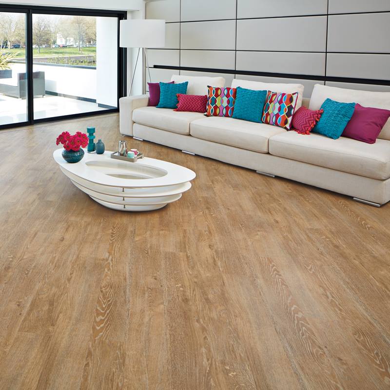 VGW94T_Honey-Oak_RS_Res_Living-Space_Image